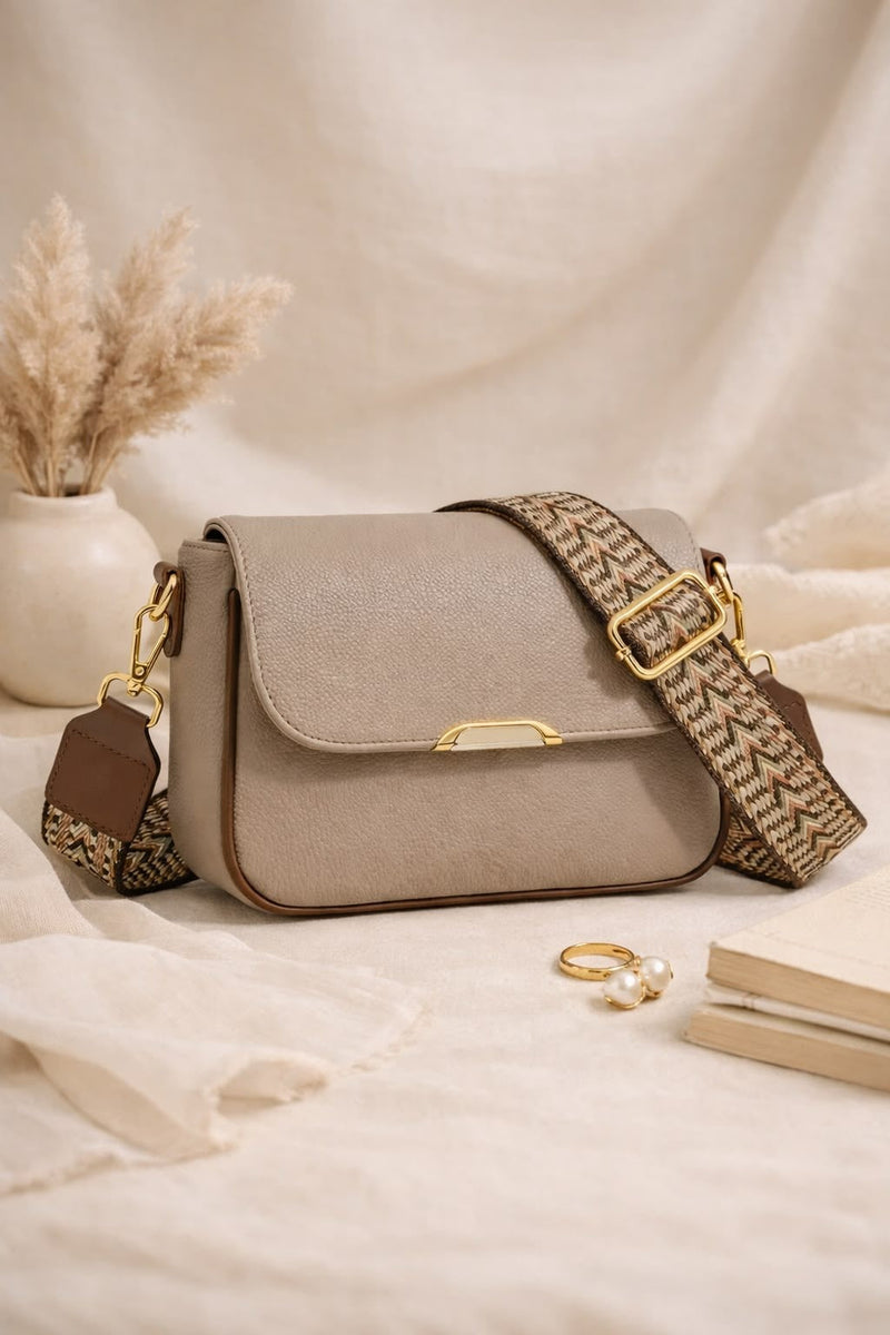 The Timeless Appeal of Handbags: Fashion, Function, and Personal Style