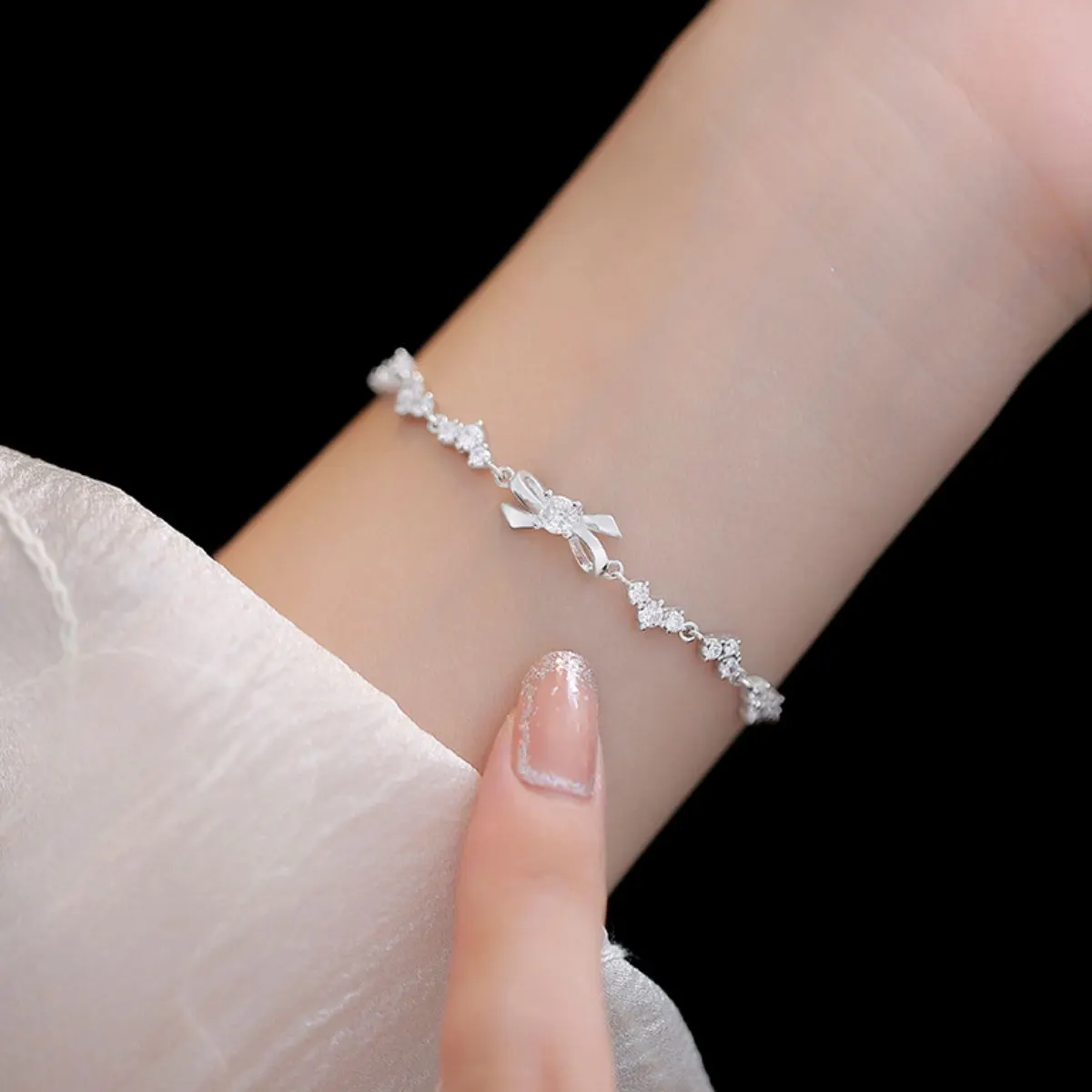 925 Sterling Silver Chain Bow Bracelet - Silver